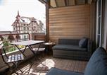 Location vacances Berne - Mountain View Attic Apartment Goldiwil with Balcony & Parking-2