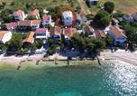Location vacances Bibinje - Apartments by the sea Bibinje, Zadar - 25132-1