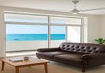 Location vacances  pongwe - 2br Beachfront Apartment with Ocean View Balcony & Free Airport Pick-Up - Uroa, Zanzibar-4