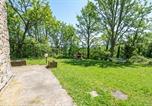 Location vacances Montieri - 1 Bedroom Nice Apartment In Prata-2