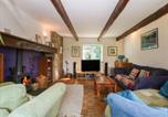 Location vacances Llanfihangel Ysgeifiog - Neuadd Wen-4
