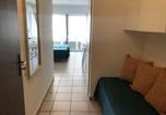 Location vacances Gare SNCF de Saint-Raphaël Valescure - Studio climatisé proche plage et commerces avec Wifi - Fr-1-466a-31-3