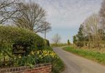 Location vacances  Gare de Redditch - The Stables-3