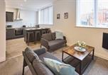 Location vacances  Gare nord de Blackpool - Host & Stay - Showtime Studio-2