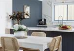 Location vacances Corlette - Coastal Hideaway - Water Views and Walk To The Beach-4