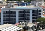 Location vacances Bibione - Pool with views from this modern stay in Bibione-1