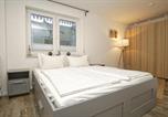 Location vacances Breege - Gemütliche Ferienwohnung in Hafennähe - Fewos am Hochzeitsberg Fewo 08-2