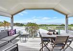 Location vacances Marks Point - Whale Tales at Caves Beach Villas-3