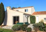 Location vacances Olonne-sur-Mer - Maison spacieuse à Olonne-sur-Mer avec jardin clos, proche plages et commerces, idéale familles - Fr-1-197-560-1