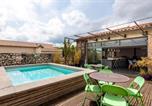Location vacances Narbonne - Le Couvent des Ursulines - Penthouse climatisé piscine-1