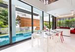 Location vacances  Thaïlande - Modern Luxury Poolhaus with Lift-1