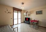 Location vacances  Province de Parme - Case Lanfranco Parma-4