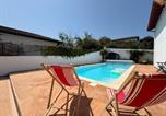 Location vacances Urrugne - Belle maison 10 pers, piscine et jardin à Urrugne - Fr-1-239-1146-2