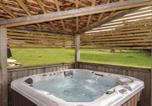 Location vacances Tondu - The Lodge-1