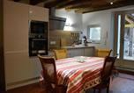 Location vacances Rambouillet - Gîte familial près de Chartres avec jardin privatif et wifi - Fr-1-581-141-2
