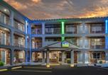 Hôtel Summersville - Surestay Hotel by Best Western Summersville-1
