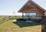 Location vacances Meare - Heron Lodge Castle Farm-1