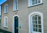 Location vacances Llanfair Pwllgwyngyll - Ty Capel Mawr-1