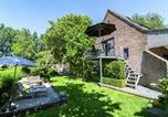 Location vacances  East Flanders Province - Apartment in Maldegem with Scenic Terrace-1