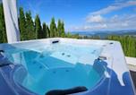 Location vacances Berne - Hilltop luxury villa with mini golf, indoor pool spa-3