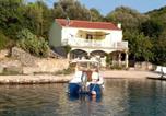 Location vacances Vis - Apartments Roki-1