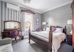 Hôtel York - Tower Guest House-2