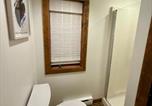 Location vacances Manchester - Hot Tub & Firepit Near Ski Resorts & Cozy Modern Cabin-3