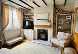 Location vacances  Gare de Dorridge - Cosy & Charming Cottage Close to Nec Airport Jlr-1