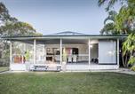 Location vacances Gladstone - Agnes Bliss • Luxe Coastal Retreat • Walk to Beach-2