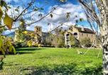 Location vacances Fiscal - Spacious house with mountain view in Albella, fireplace.-1