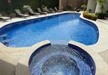 Location vacances Jacó - Monaco Condominiums Unit 7 Luxury Pool View Condo 3br 2ba - Walk to the Beach, Shopping, Tours-2
