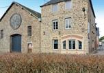 Location vacances  Mayenne - 4 Bedroom Stunning Home In Neuilly Le Vendin-1