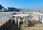 Location vacances Arzon - Ref 032 Studio pour 4 vue port Crouesty dans résidence avec piscine-1