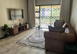 Location vacances Midrand - Spacious Apartment Near Gautrain, Gallagher Moa-1