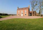 Location vacances  Gare Foregate de Worcester - Daniels Farmhouse-1