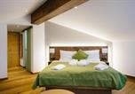 Location vacances Engelberg - Hotel & Restaurant Zum Schwarzen Bären-1