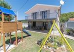 Location vacances Trilj - Stunning Home In Trilj With Private Swimming Pool, Can Be Inside Or Outside-2