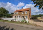 Location vacances Barton Bendish - Horseshoe Cottage-1