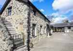 Location vacances Llanfair Pwllgwyngyll - Bryn Eira Stables-2