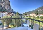 Location vacances Arco - Bike & River Apartments with Mountain View-1