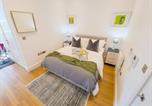 Location vacances  Gare de Slough - Page 256 by Ja'Mo with Free Parking-4