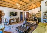 Location vacances Iznájar - Lovely Home In Rute With Wifi-3