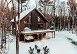 Location vacances Rigaud - Spa and Billard - Chalet Le Silverson-1