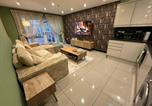 Location vacances  Gare de Sutton Coldfield - Stylish 2 Bed Flat Parking Sutton Coldfield-3