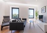 Location vacances Matosinhos - Sea & River Views in Foz do Douro by Hostwise-1