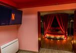 Location vacances Isles-sur-Suippe - La Parenthèse Numéro 6 - Jacuzzi Reims-2