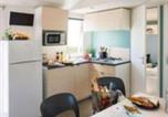 Location vacances Roquebrune-sur-Argens - Mobil Home sur Pilotis - Terrasse - Api-1-52-1058-3