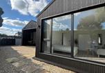 Hôtel Dungarvan - Rockview House & Villas Sleeps 30, 4 properties - 16 bed & outdoor sauna-4