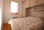 Location vacances Bagnères-de-Luchon - T2 Centre Luchon - Balcon - Parking Inclus - Animaux Bienvenus - Fr-1-313-245-3
