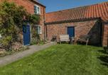 Location vacances Pickering - Bellafax Cottage-2